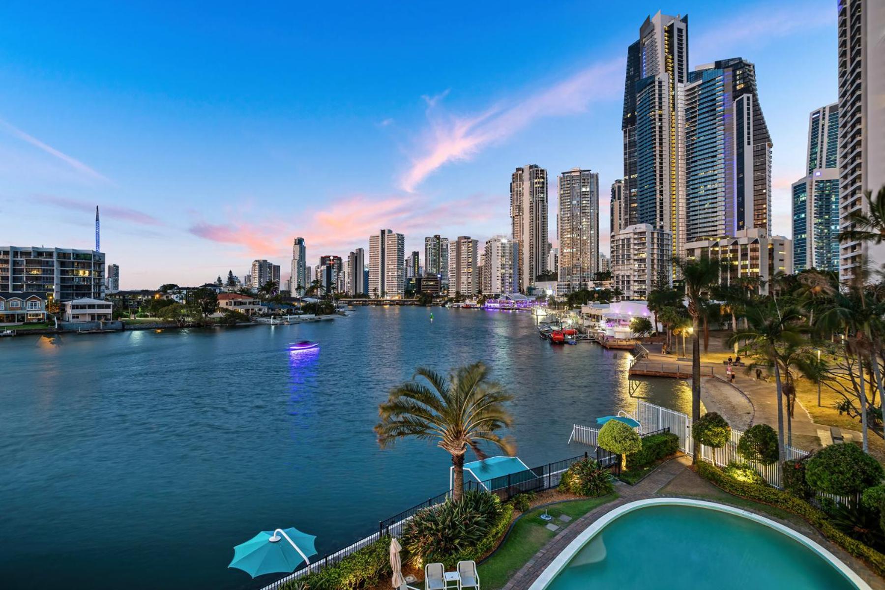 Amazing Water Views Surfers Paradise Gold Coast Eksteriør billede